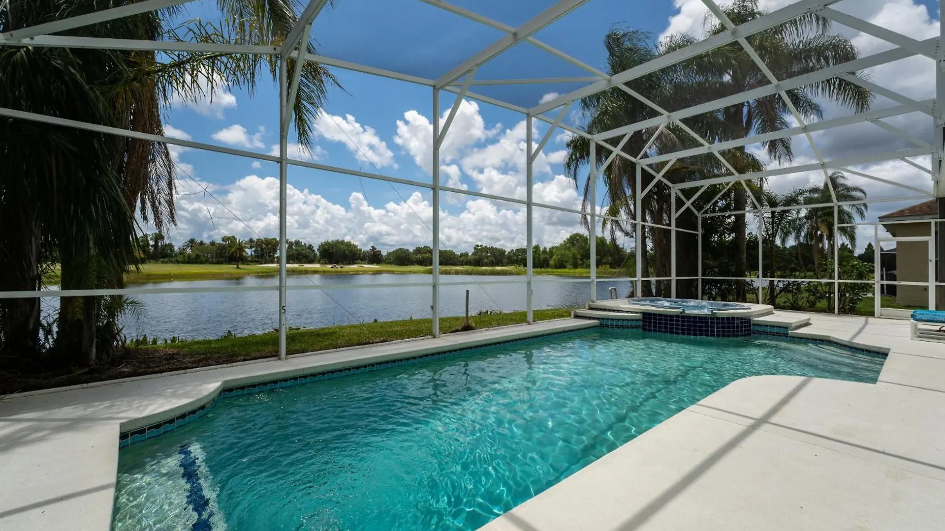 Holiday home Pool Home In Gated Golf Community Davenport United States